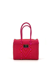 Laden Sie das Bild in den Galerie-Viewer, ZOE