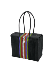 Laden Sie das Bild in den Galerie-Viewer, EMMA