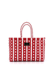 Laden Sie das Bild in den Galerie-Viewer, CAMILLA