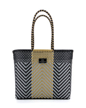 Laden Sie das Bild in den Galerie-Viewer, ANGIE