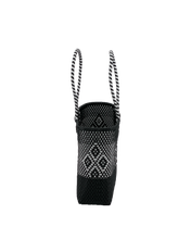 Laden Sie das Bild in den Galerie-Viewer, ELENA