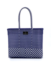 Laden Sie das Bild in den Galerie-Viewer, IRMA