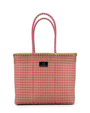 Laden Sie das Bild in den Galerie-Viewer, ISABELLA