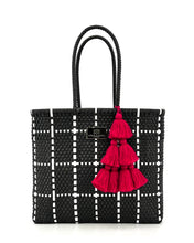 Laden Sie das Bild in den Galerie-Viewer, JACQUELINE