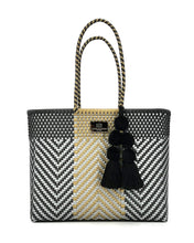 Laden Sie das Bild in den Galerie-Viewer, ANGIE