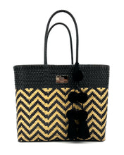 Laden Sie das Bild in den Galerie-Viewer, ELEANOR