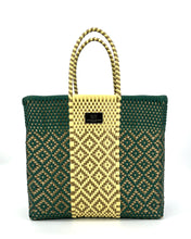 Laden Sie das Bild in den Galerie-Viewer, GISELA