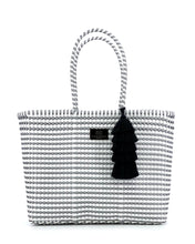 Laden Sie das Bild in den Galerie-Viewer, SOFIA