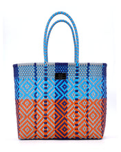 Laden Sie das Bild in den Galerie-Viewer, WILLIAM